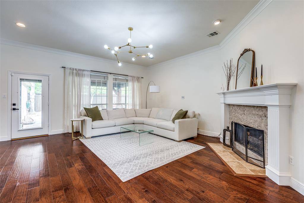 Plano, TX 75025,7905 Cherry Creek Drive