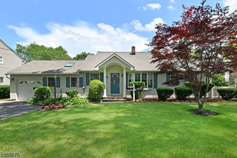 Paramus Boro, NJ 07652,736 Boyd Rd