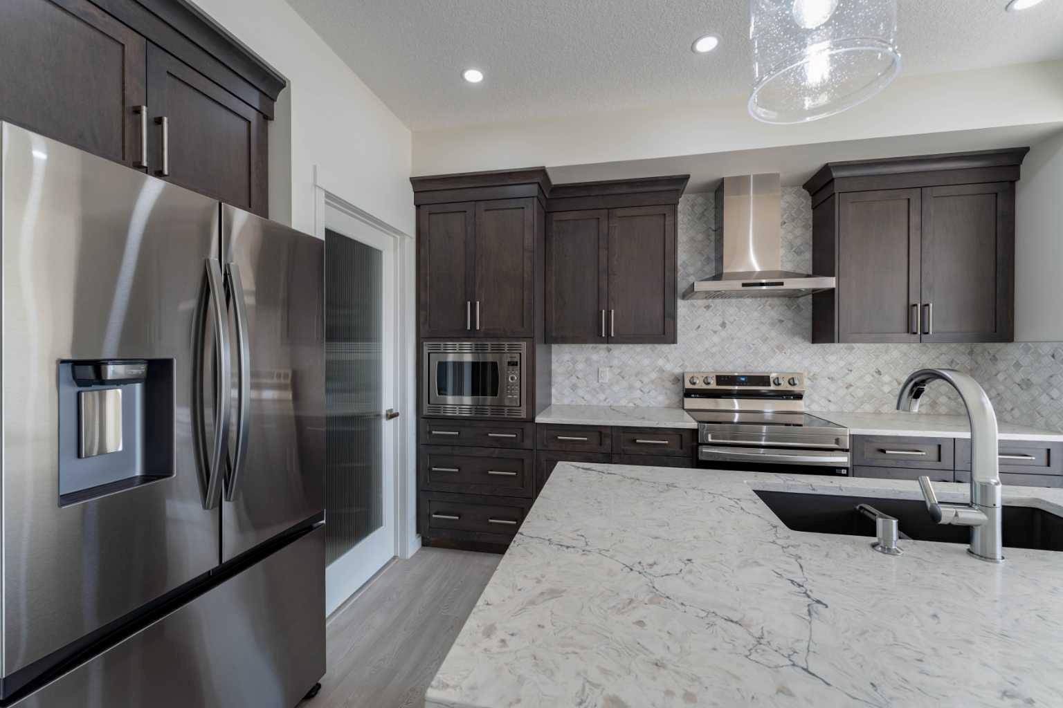 Calgary, AB T3N 2P1,366 Corner Glen WAY NE