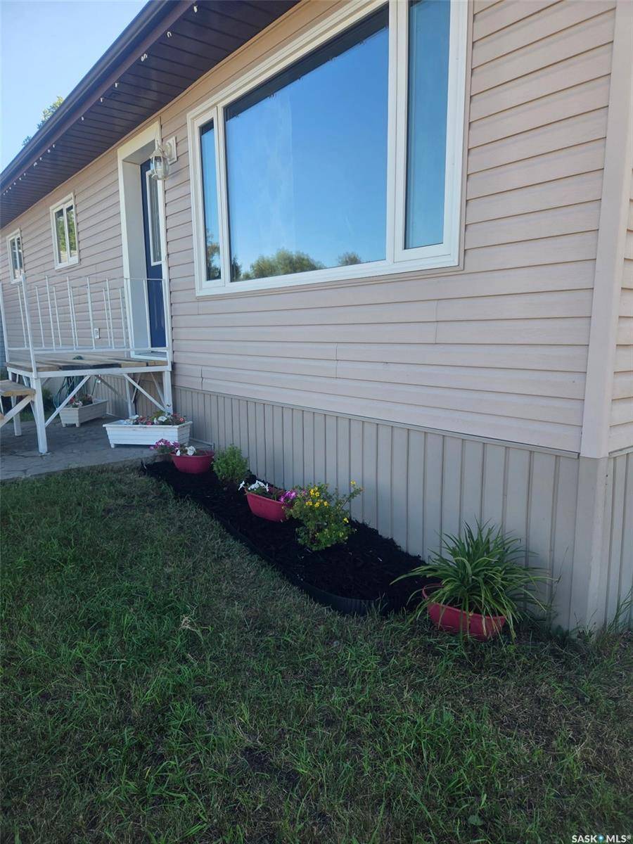 Carnduff, SK S0C 0S0,219 1st STREET W