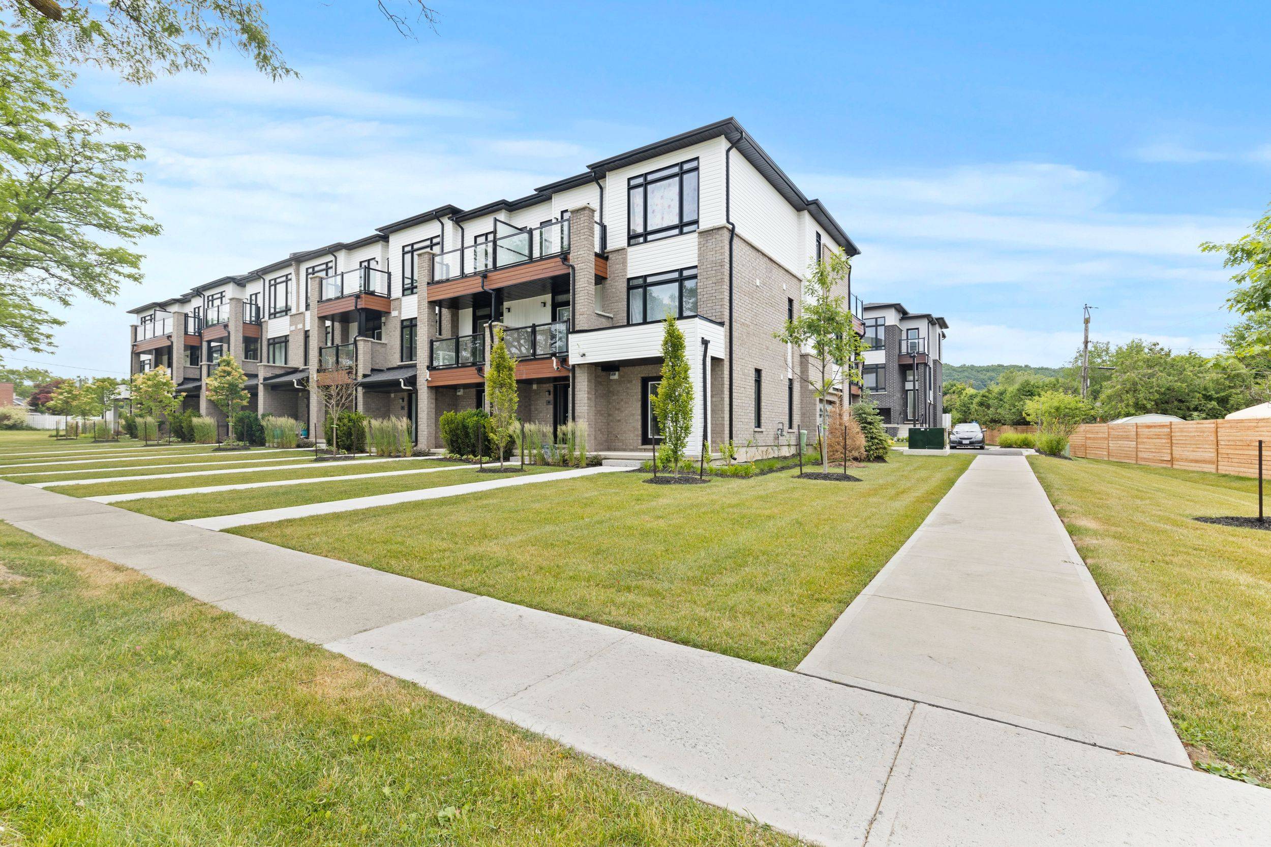St. Catharines, ON L2T 0B3,48 Sidney Rose Common