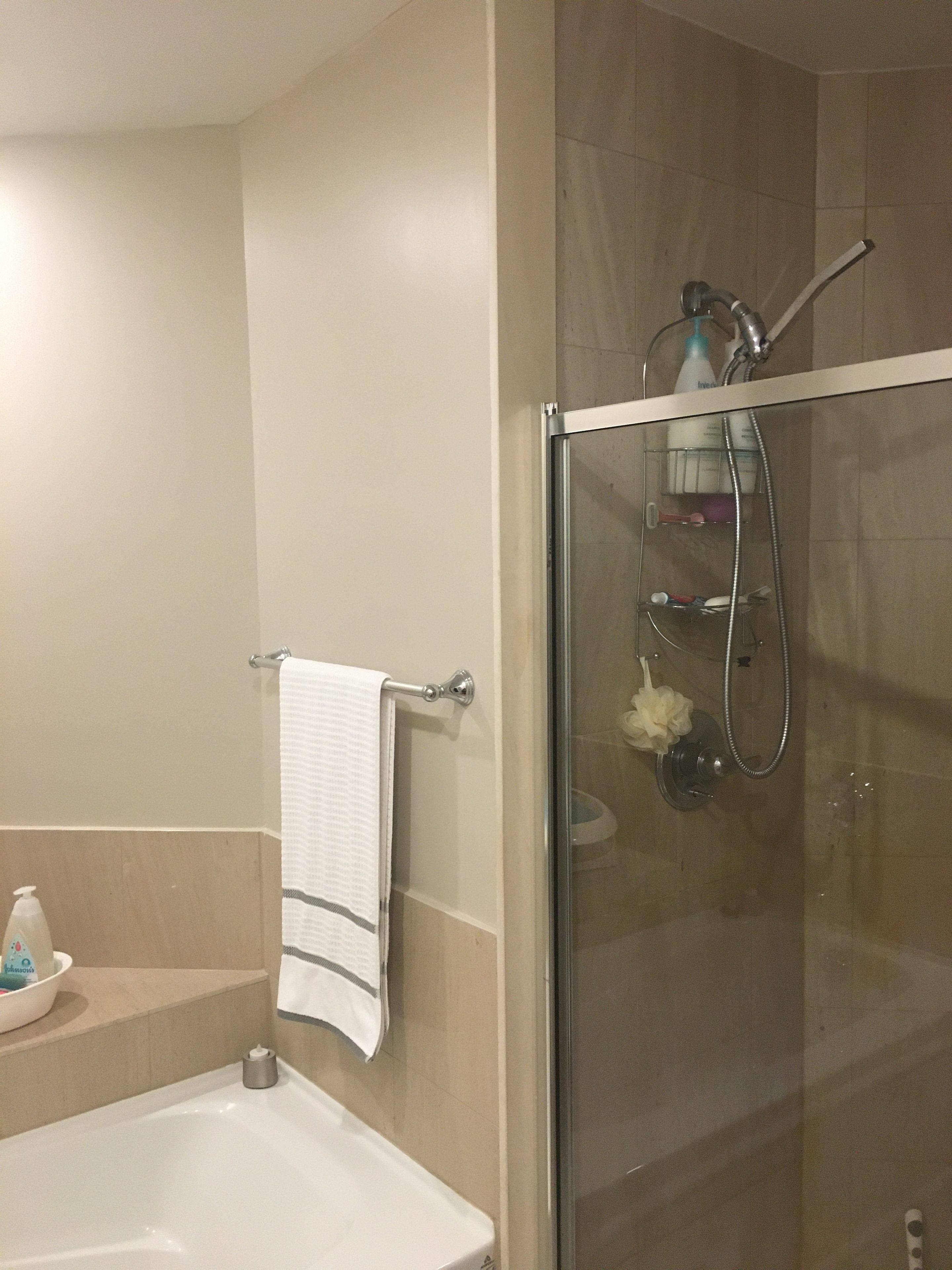 Toronto C01, ON M5J 2Y5,208 Queens Quay W #2105
