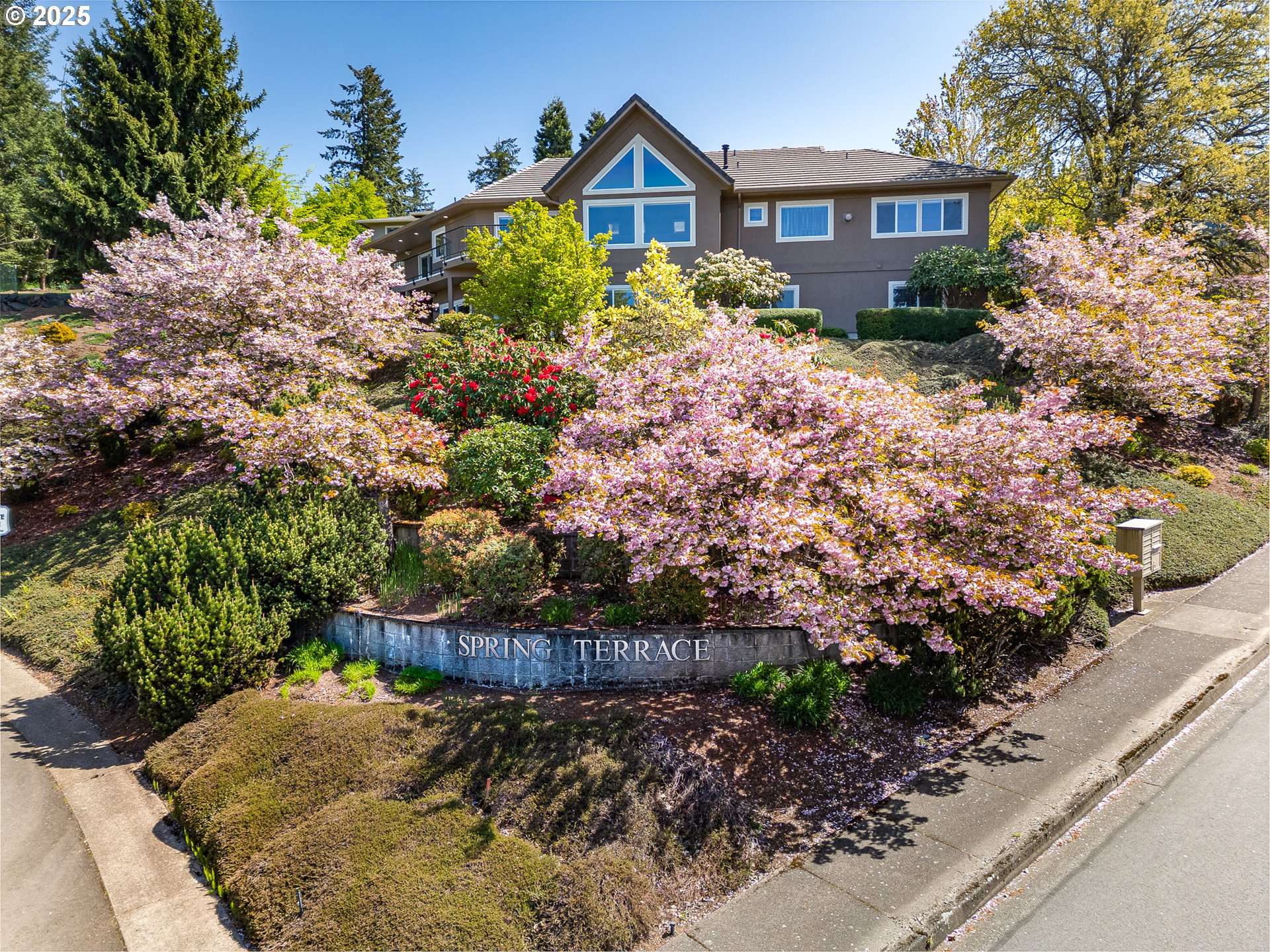 Eugene, OR 97405,3455 SPRING BLVD