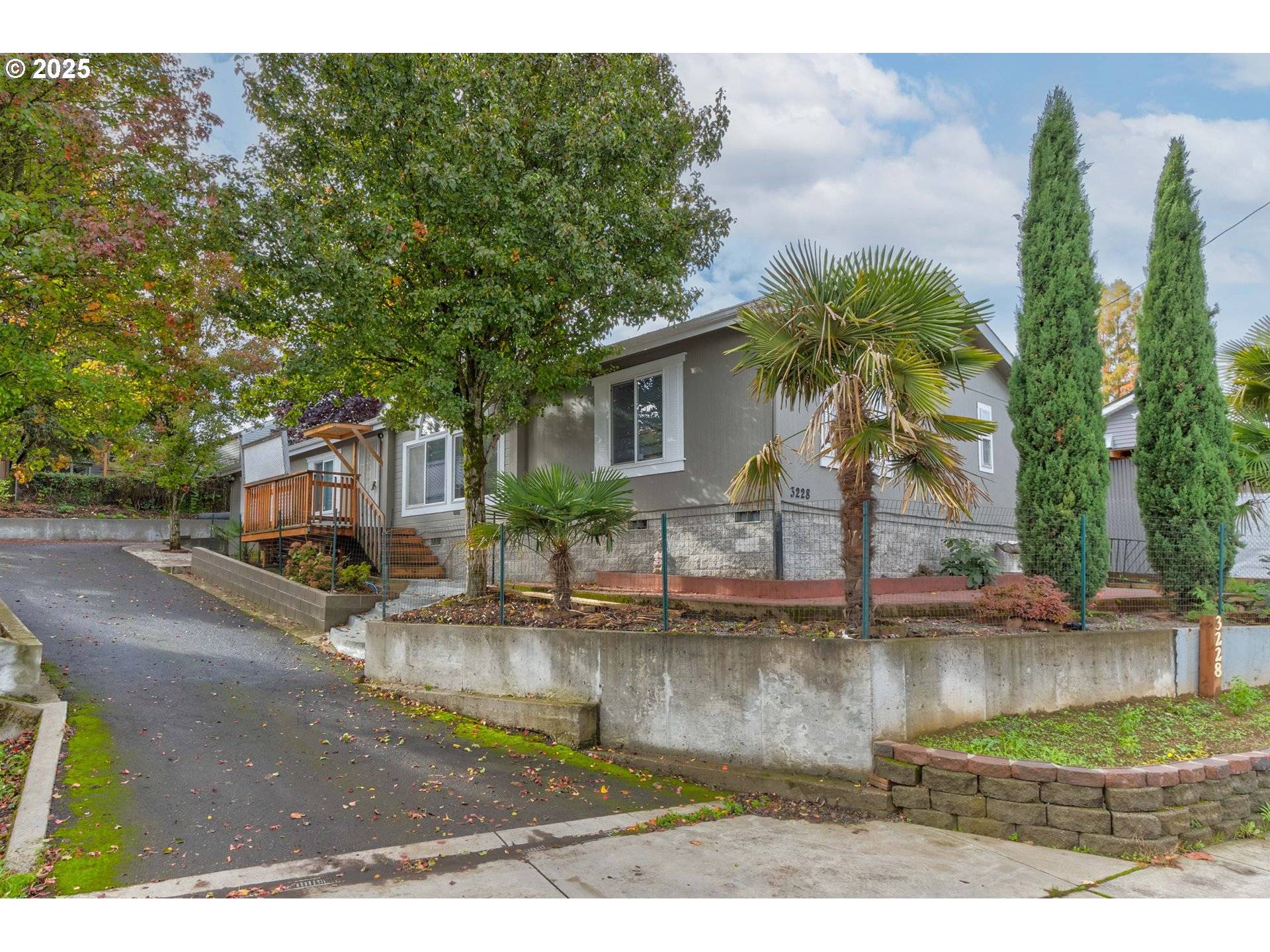 Portland, OR 97211,3228 NE LOMBARD ST