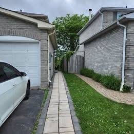 Oshawa, ON L1J 8J8,942 Snowbird ST