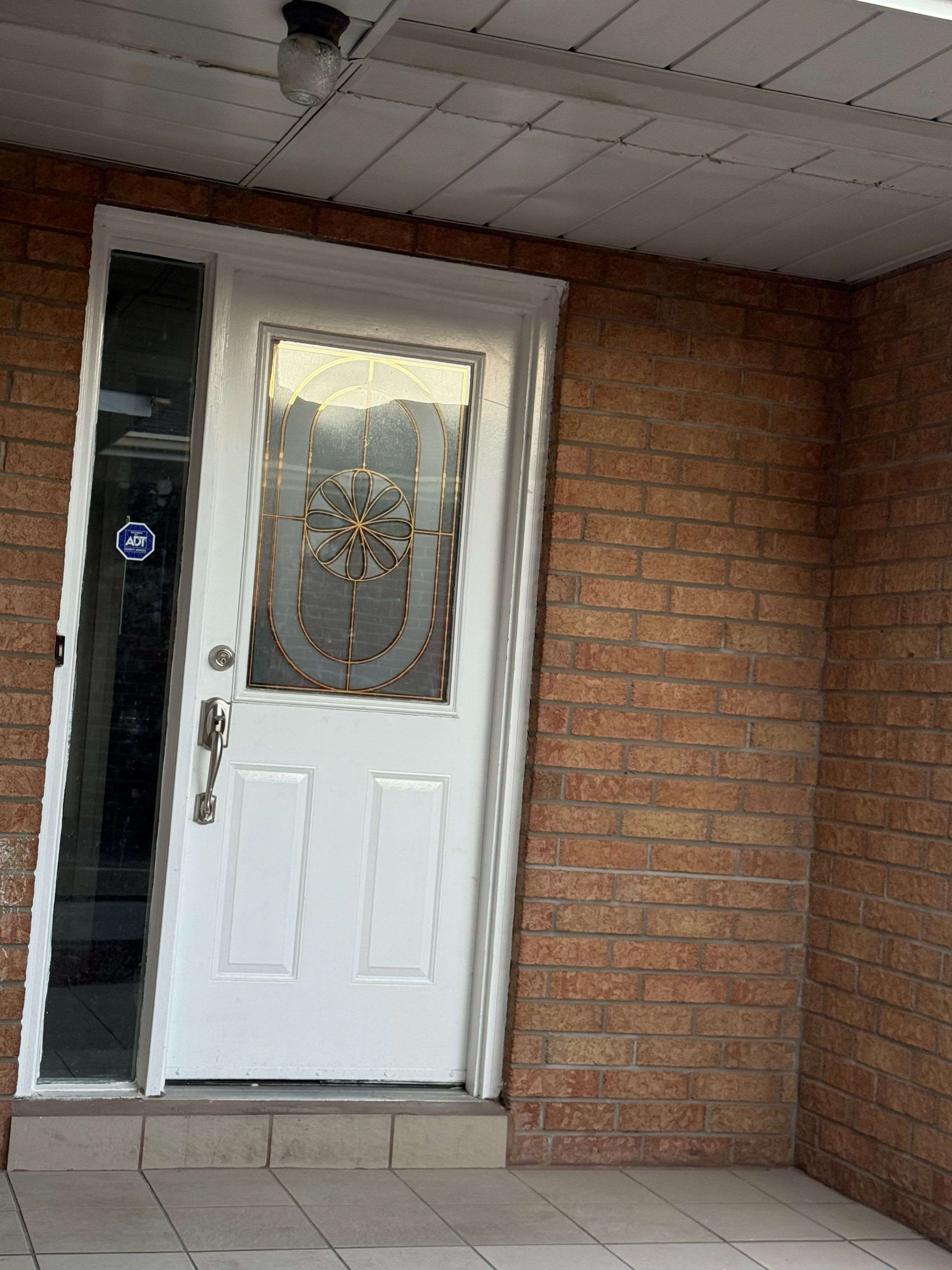 Brampton, ON L6V 4G8,47 Alabaster DR #Upper