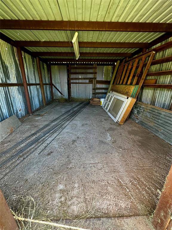 Seymour, TX 76380,1002 Bennett