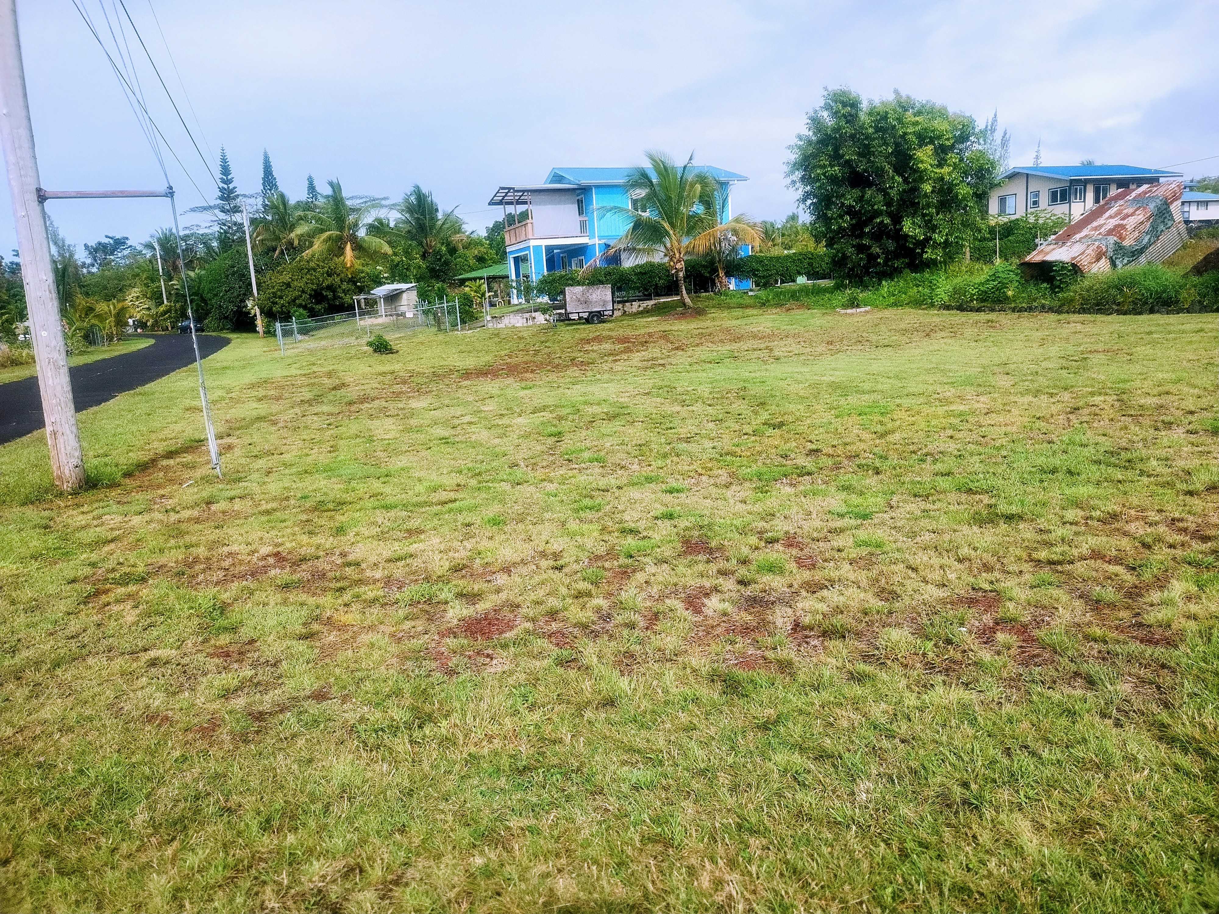 Pahoa, HI 96778,12-215 MAPUANA AVE