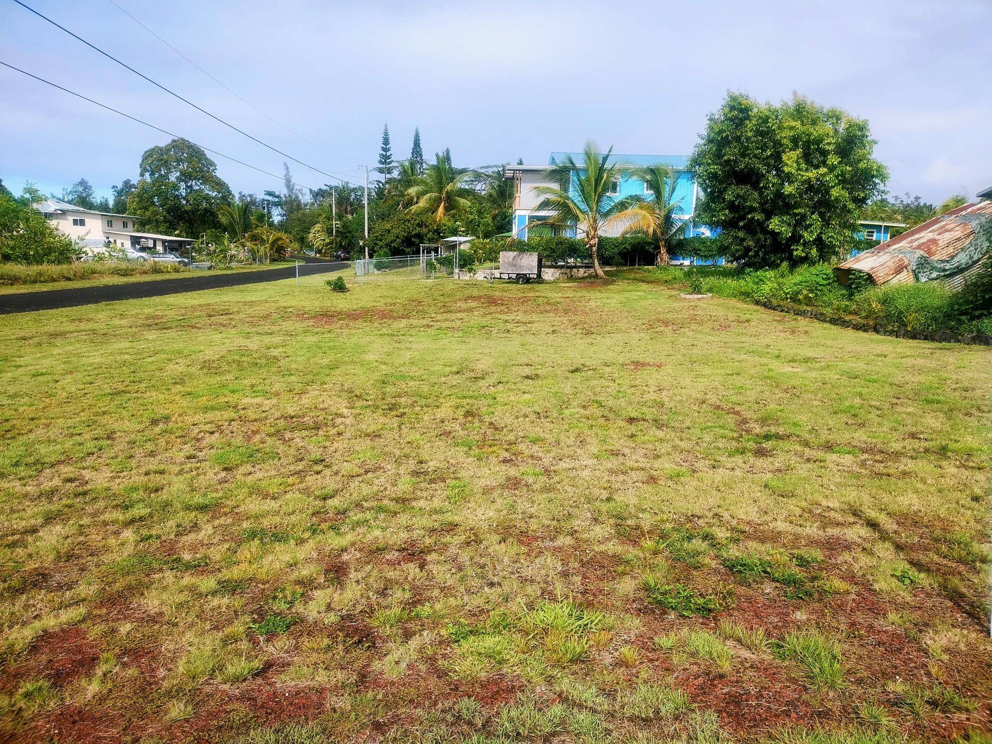 Pahoa, HI 96778,12-215 MAPUANA AVE