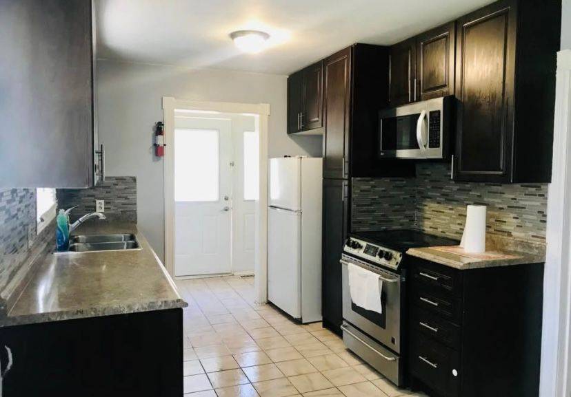 Toronto C15, ON M2H 1W9,45 Summerside CRES