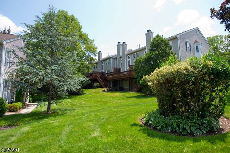 Mahwah Twp., NJ 07430,425 Diablo Ct