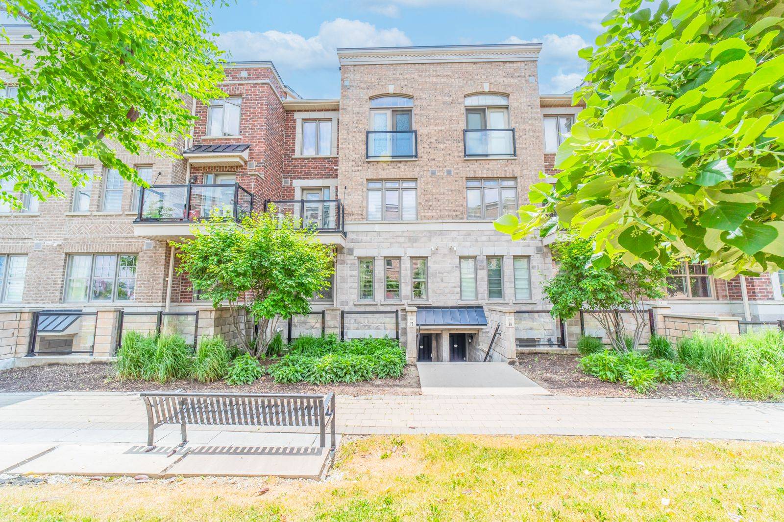 Toronto W05, ON M9M 0B5,100 Parrotta DR #79