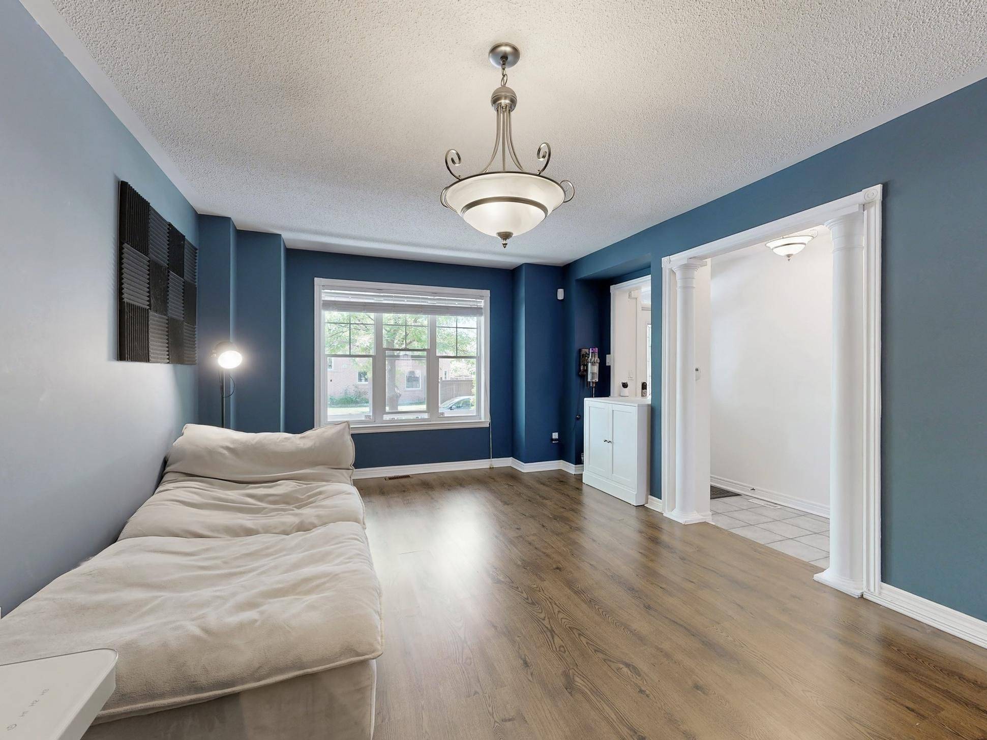 Vaughan, ON L6A 3K1,15 Melia LN
