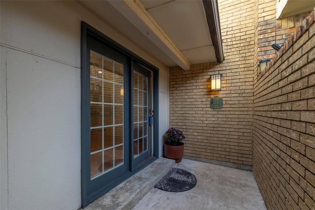 Bedford, TX 76021,2810 Spring Valley Drive