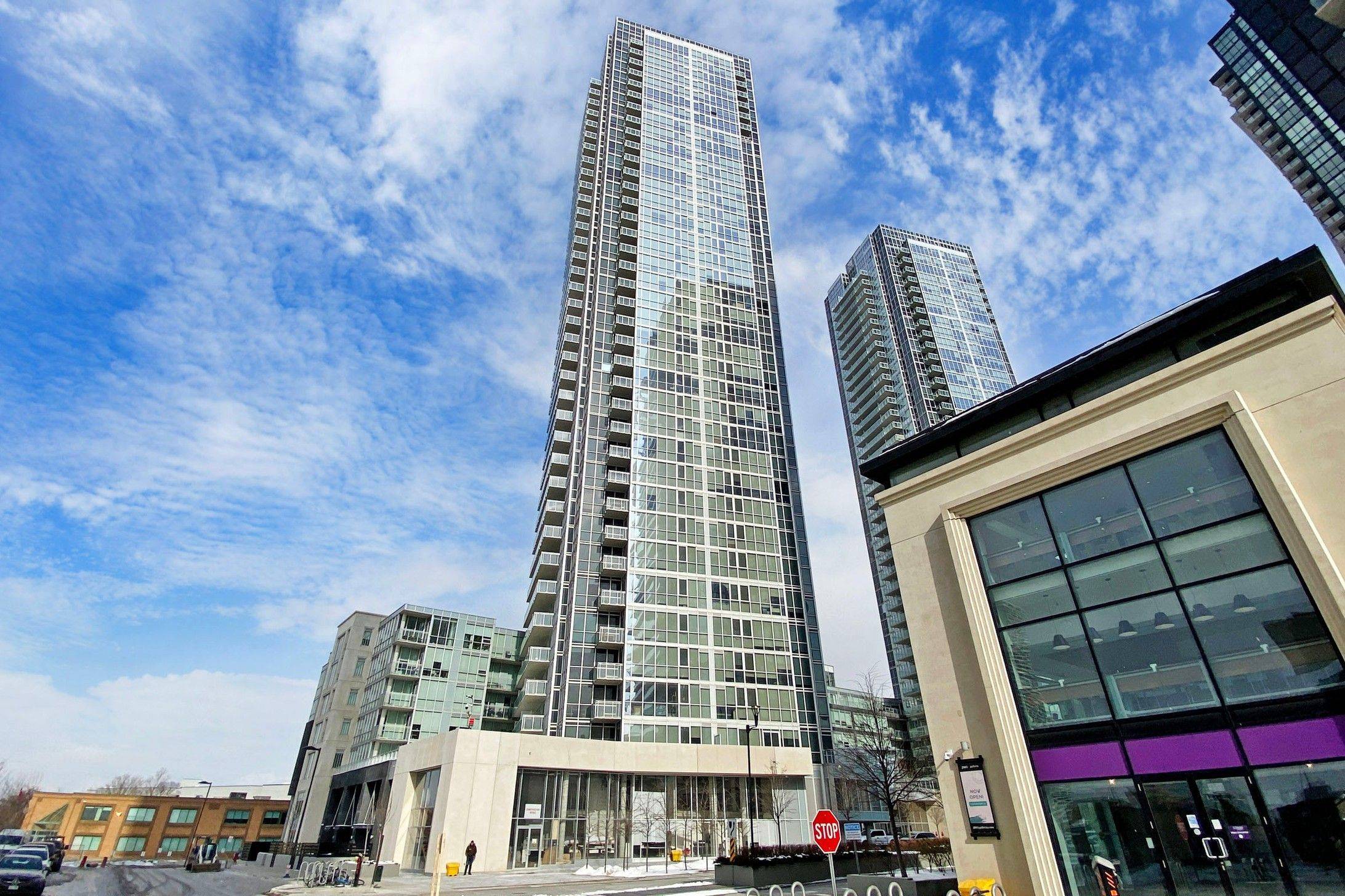 Vaughan, ON L4K 0K6,2916 Highway 7 RD #901