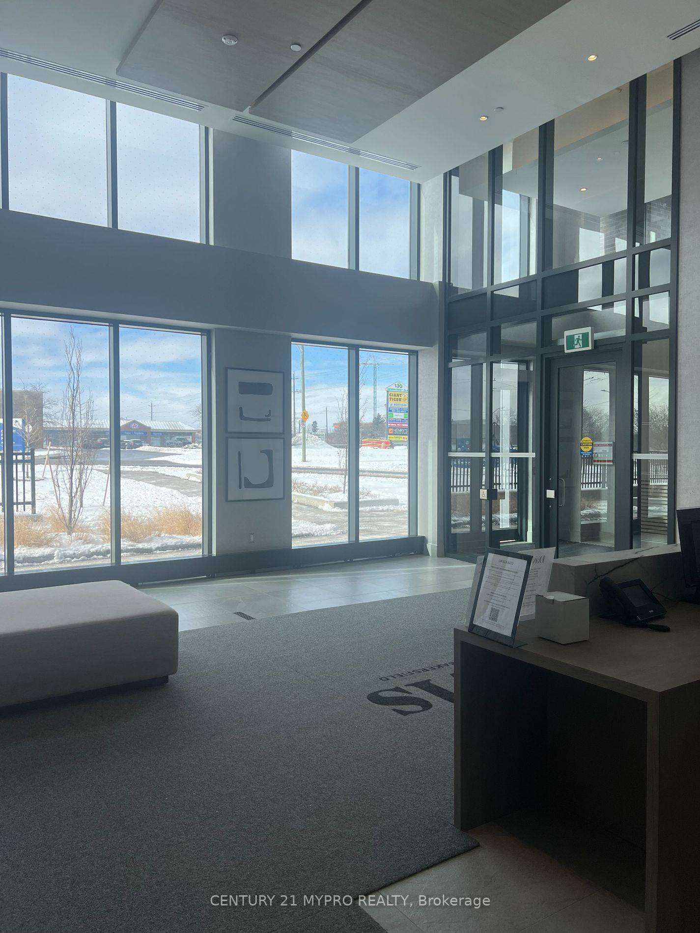 Newmarket, ON L3Y 0G7,185 Deerfield RD N #311