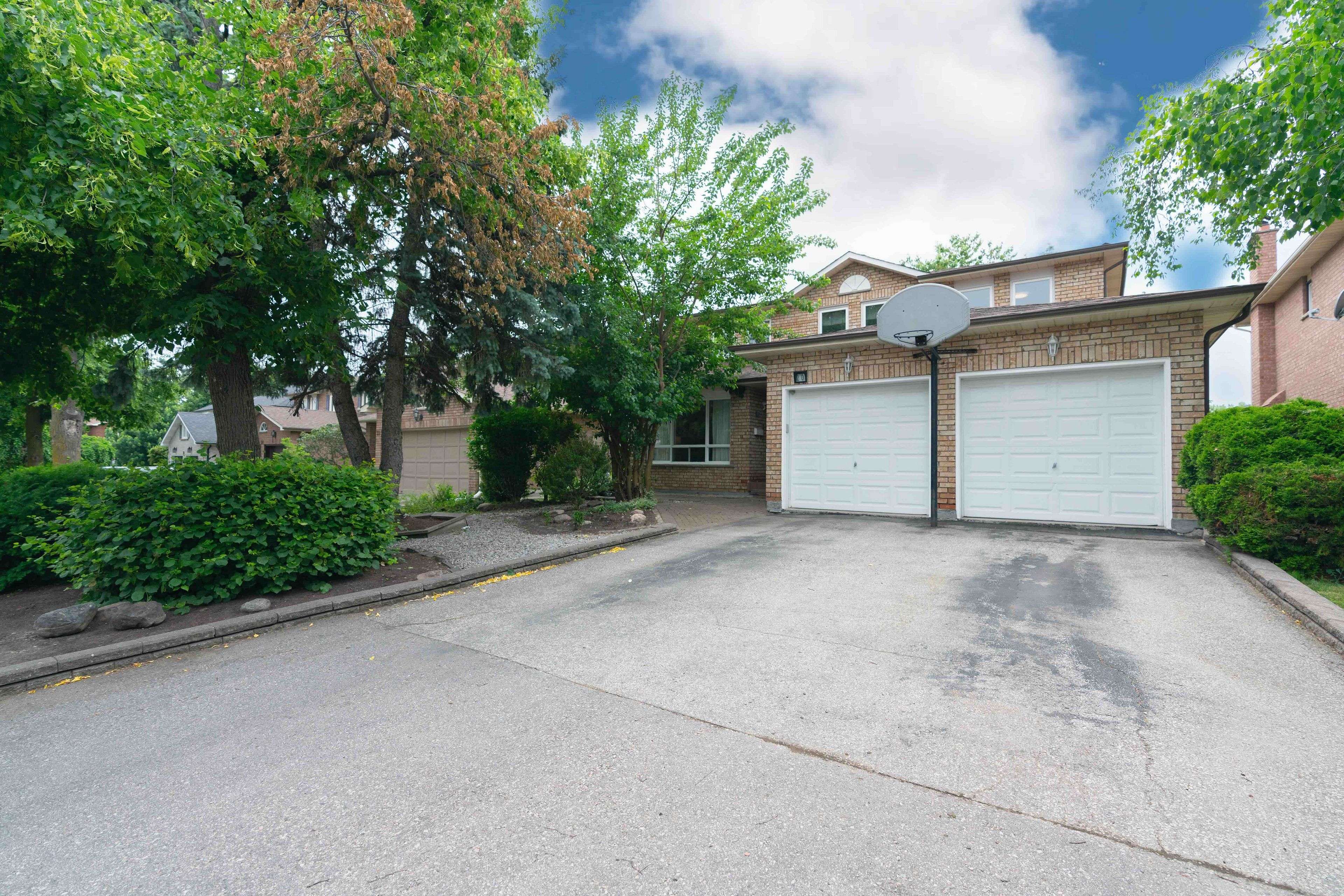 Markham, ON L3P 6M8,20 Tailor ST