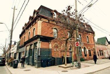Toronto W01, ON M6K 2J2,83 Elm Grove AVE