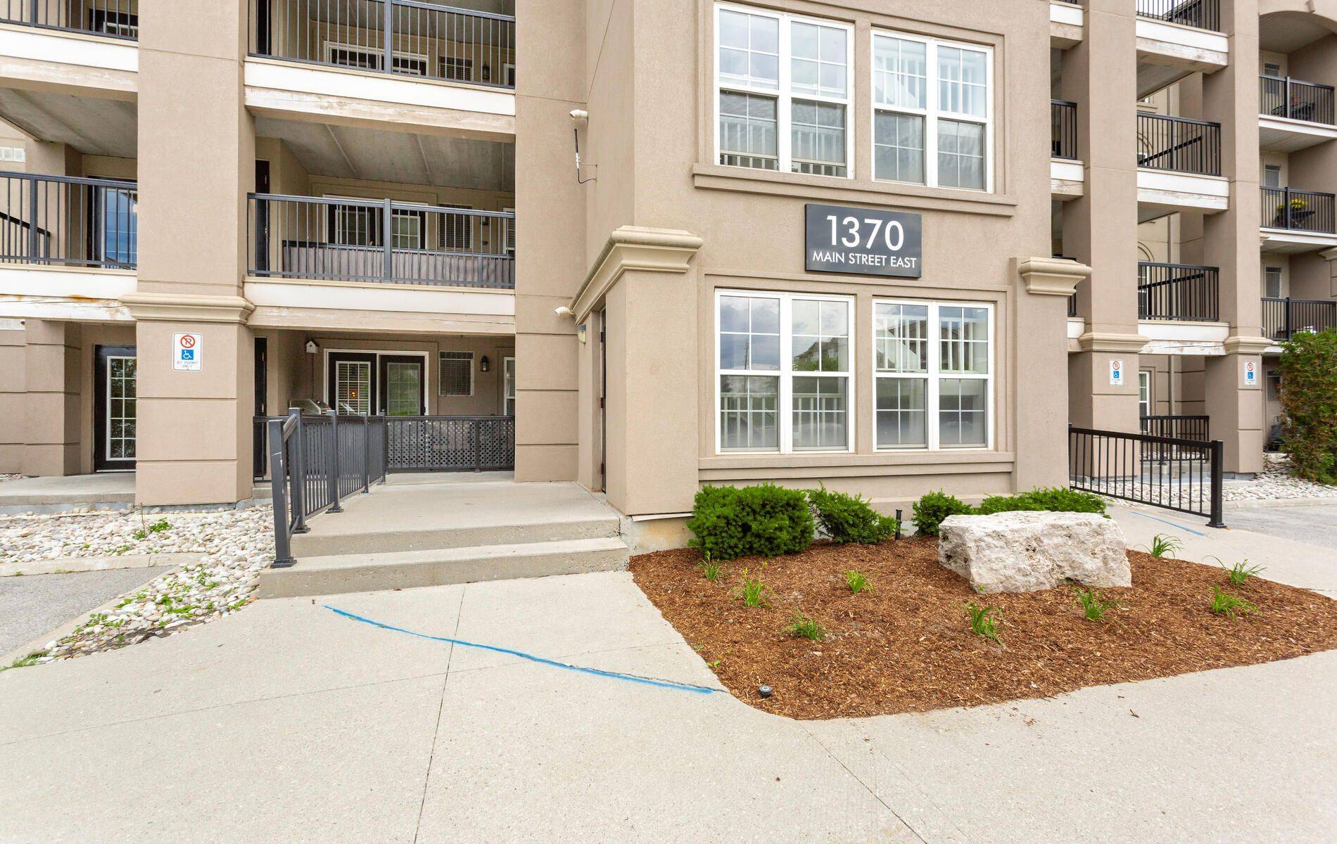 Milton, ON L9T 7S8,1370 Main ST E #205