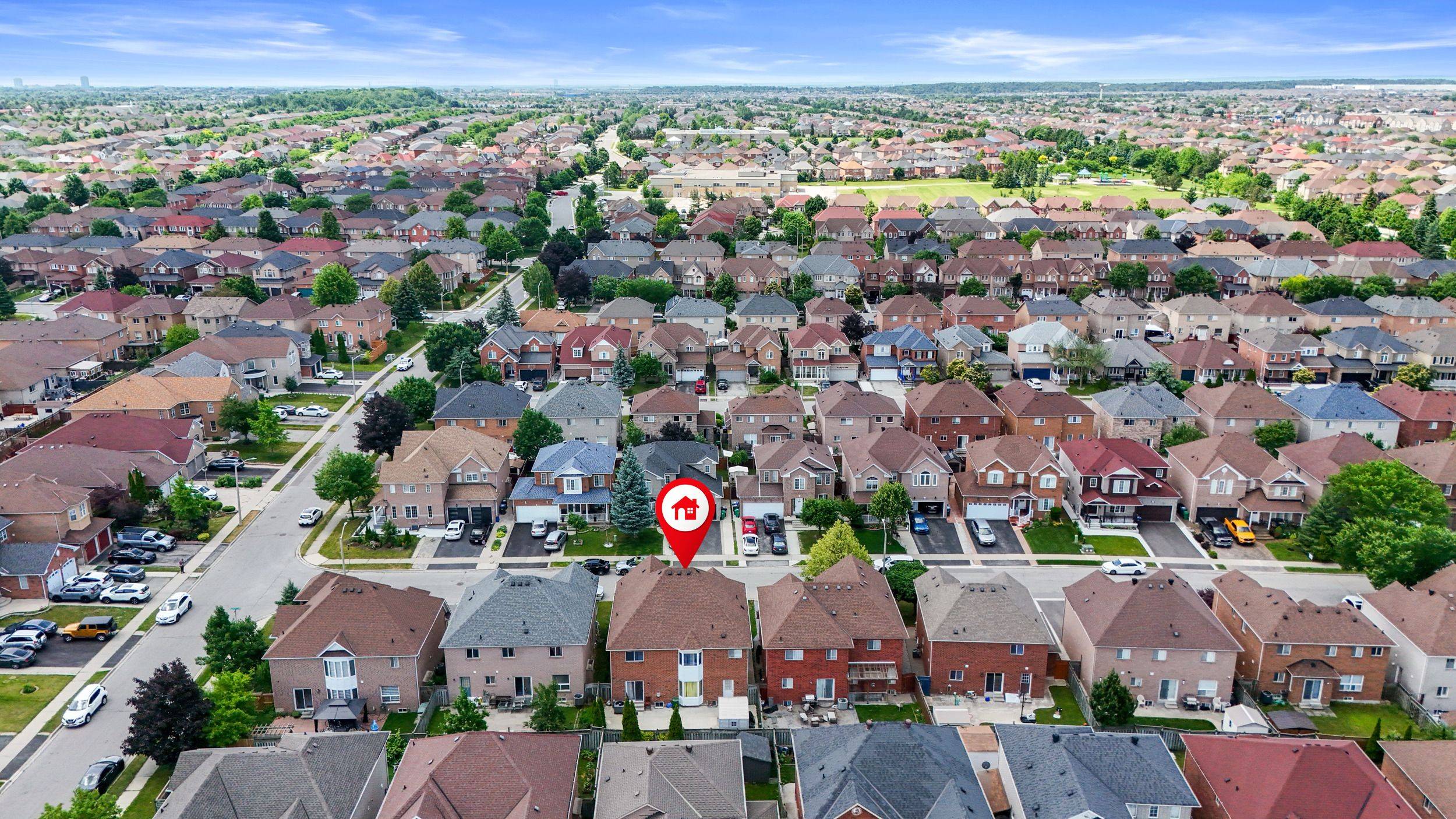 Brampton, ON L6R 2E5,5 Wildhorse LN