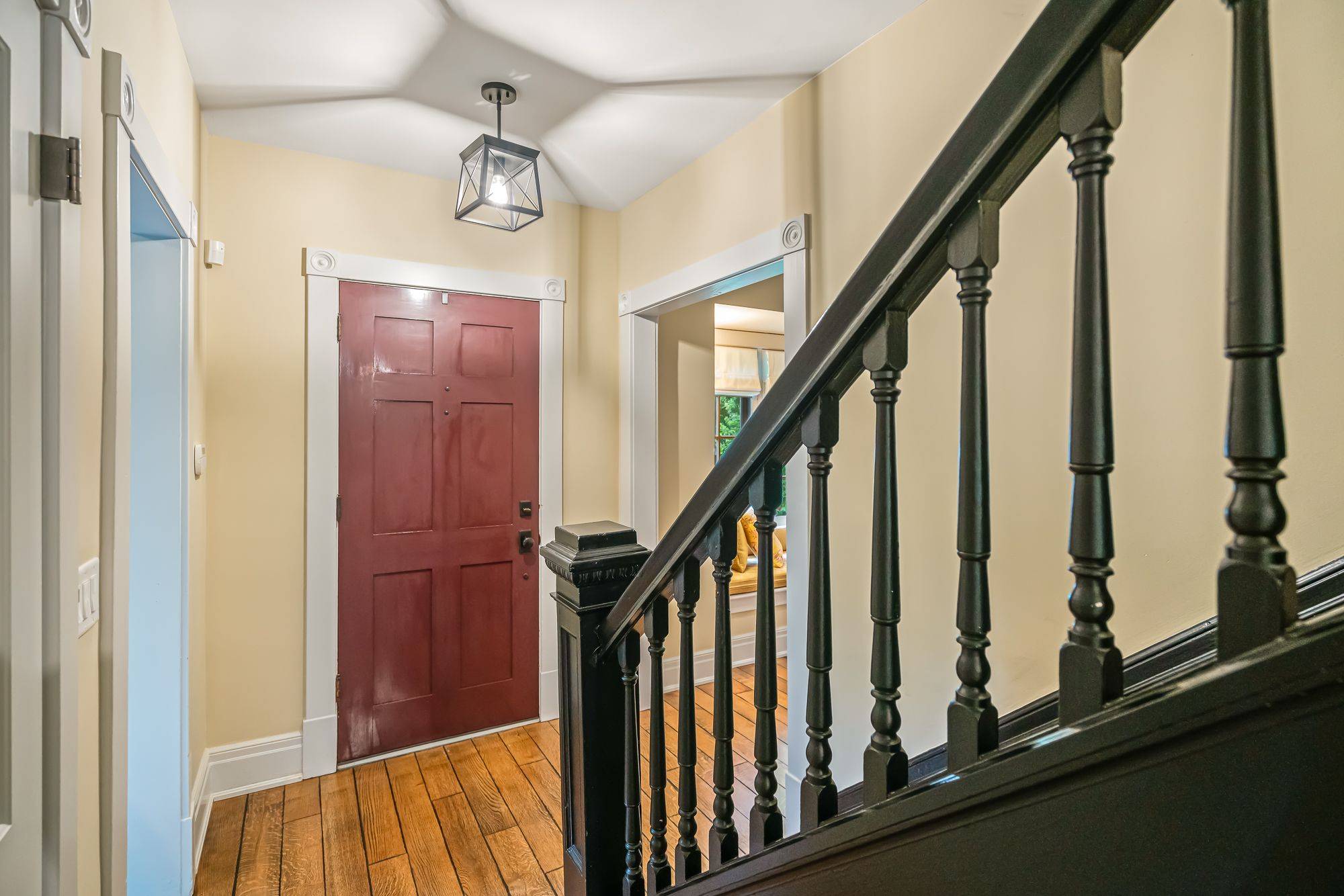 Niagara-on-the-lake, ON L0S 1J0,277 King ST