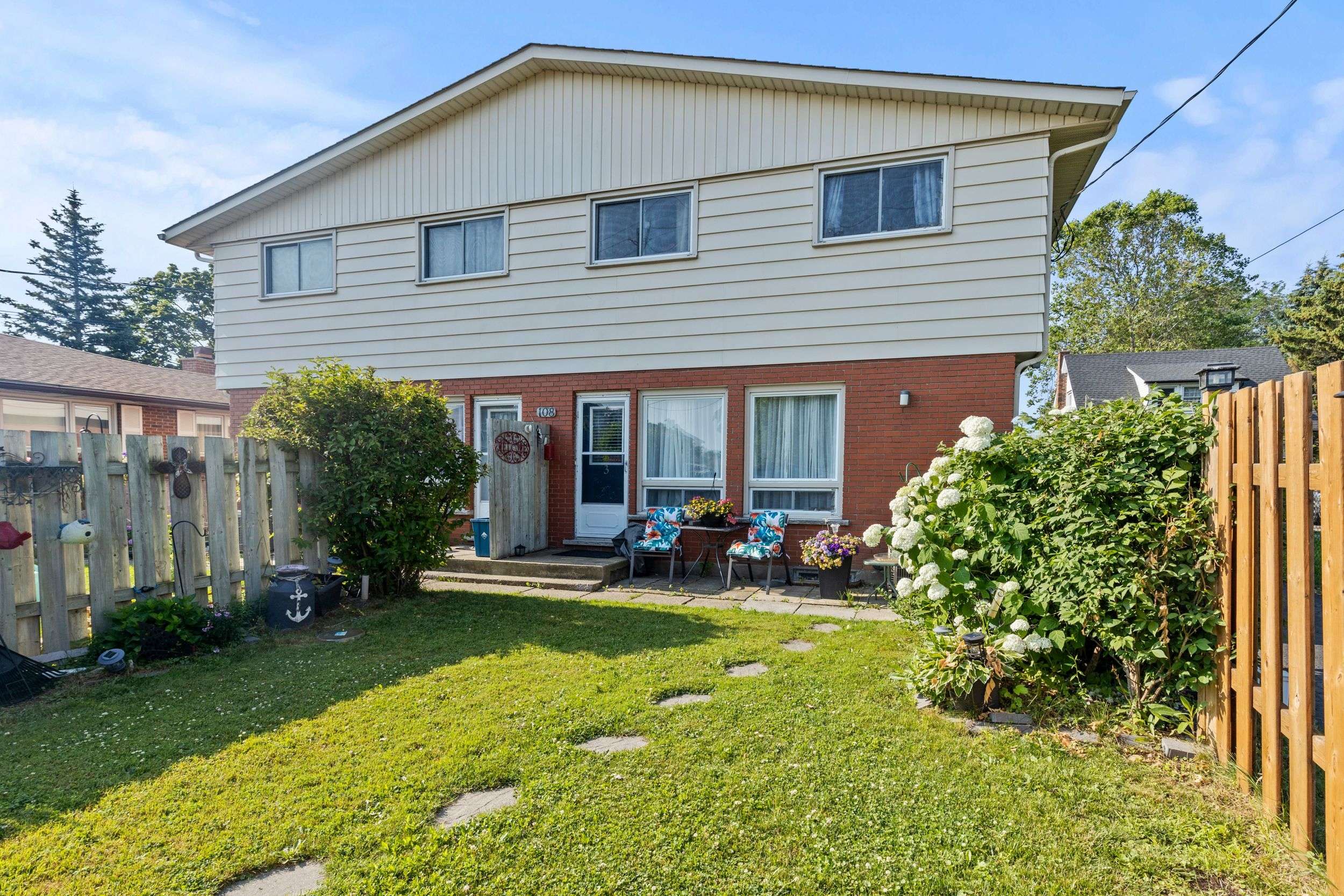 St. Catharines, ON L2N 1G9,108 Scott ST