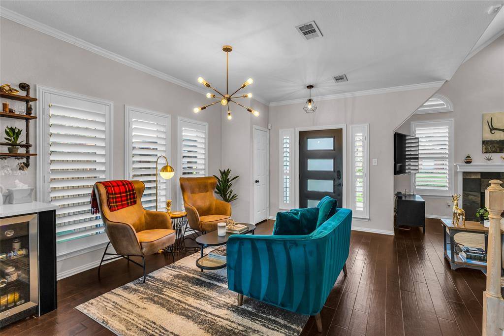 Dallas, TX 75287,4044 Briarbend Road
