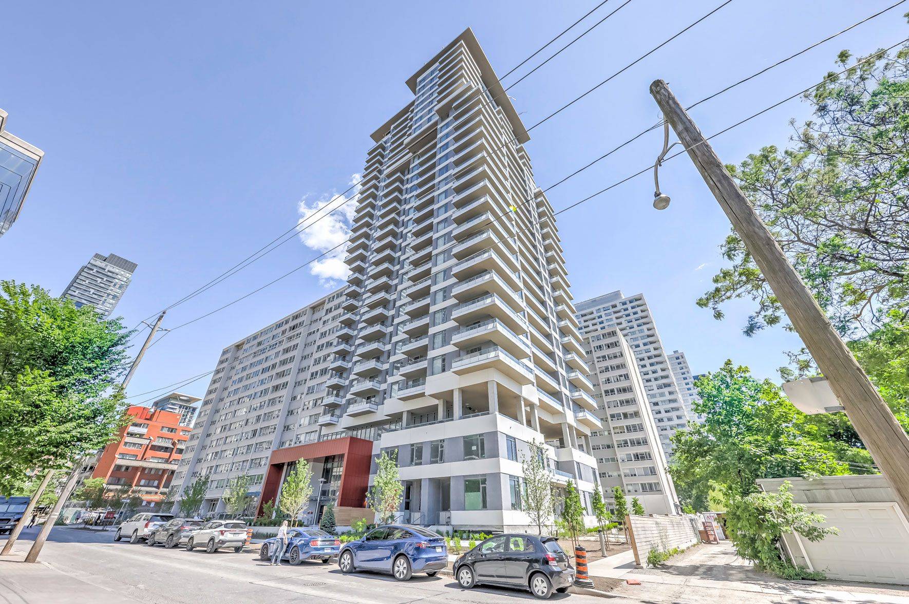 Toronto C10, ON M4S 0E4,25 Holly ST #2209