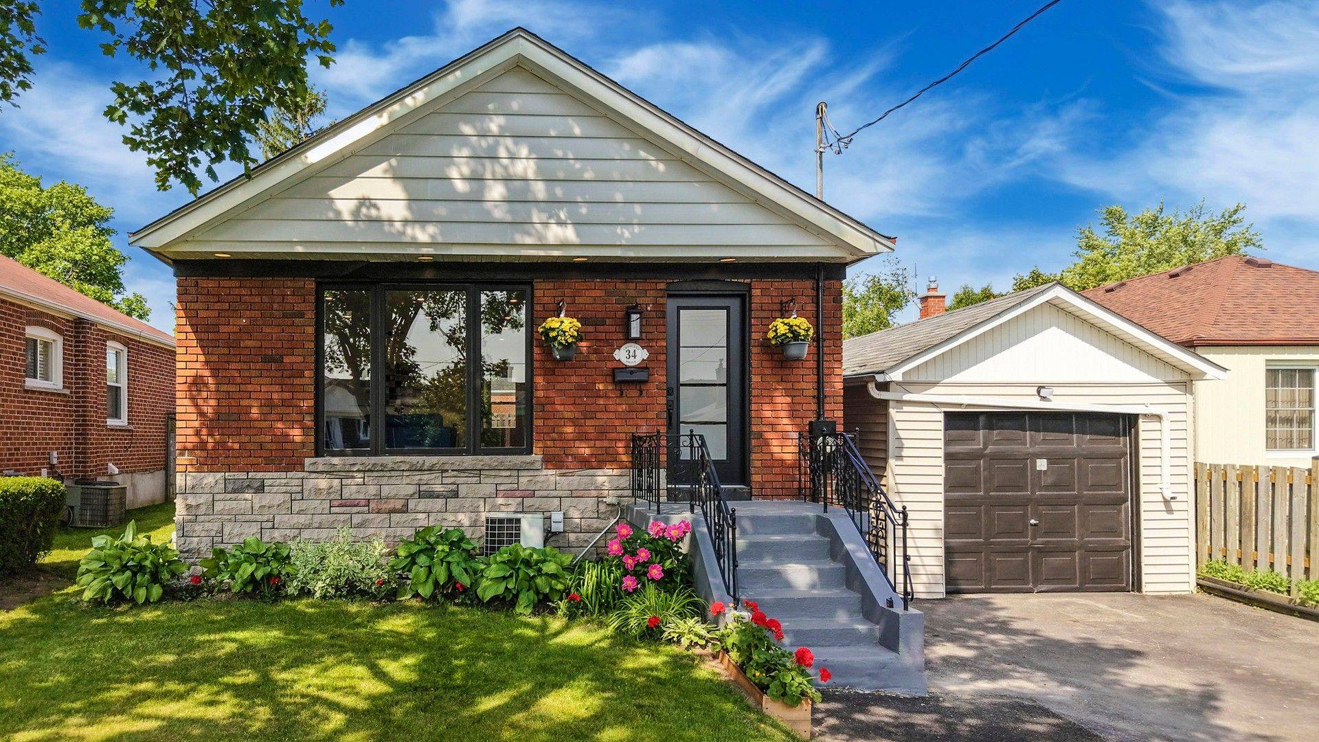 Toronto E04, ON M1R 4M8,34 Crosland DR