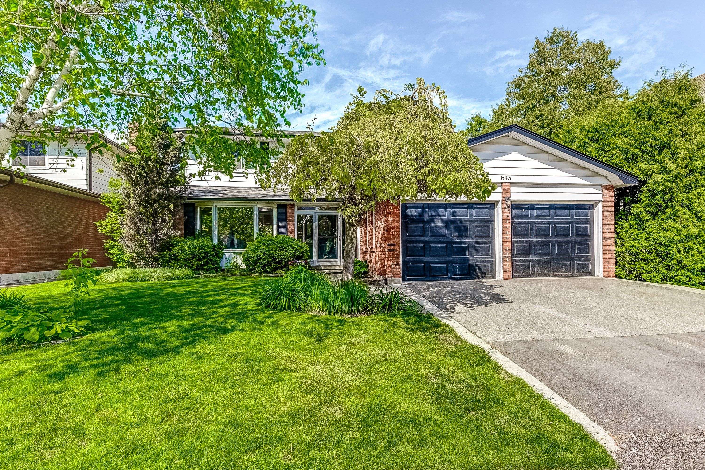 Burlington, ON L7N 2V7,645 Dynes RD