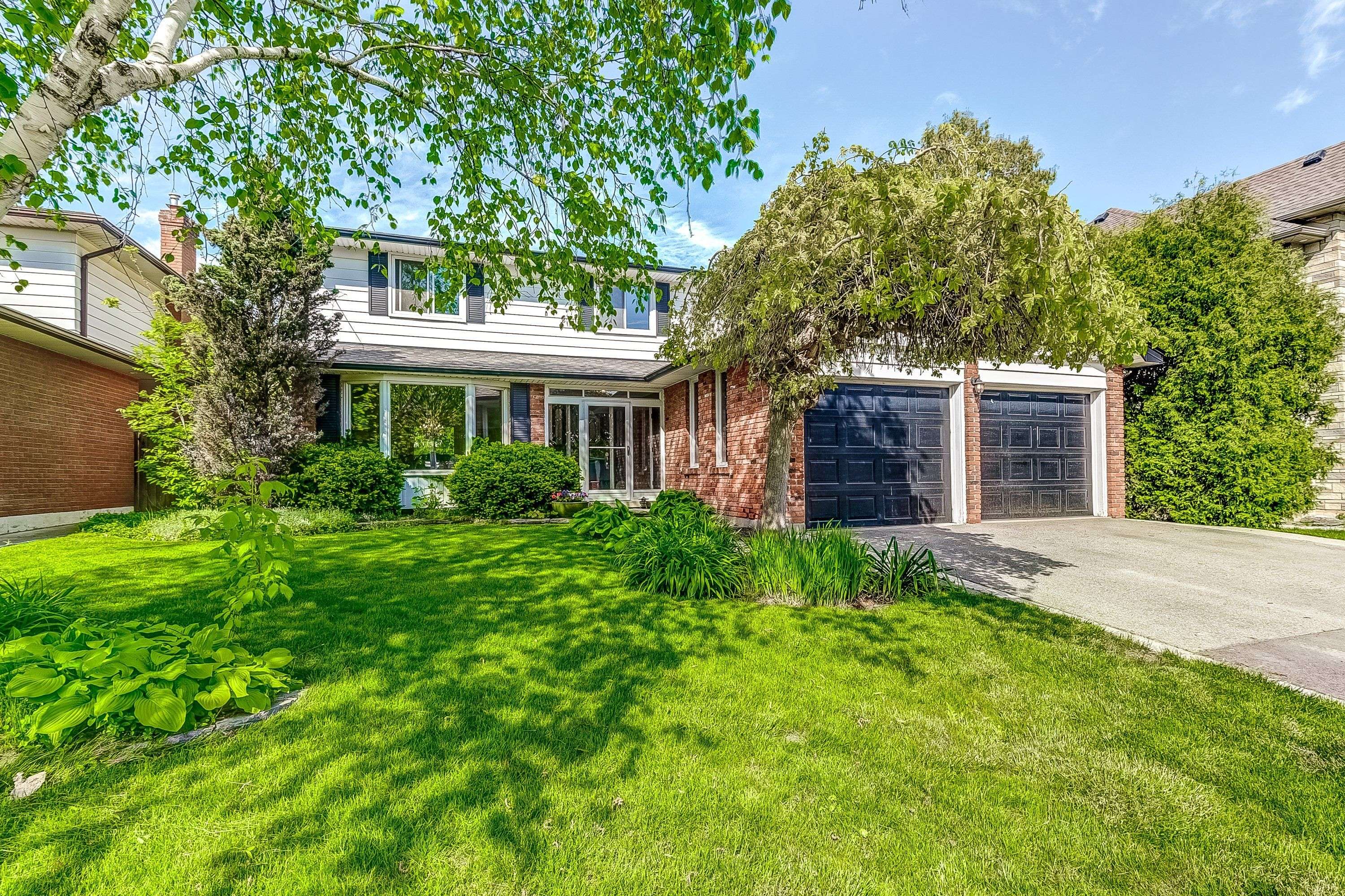 Burlington, ON L7N 2V7,645 Dynes RD