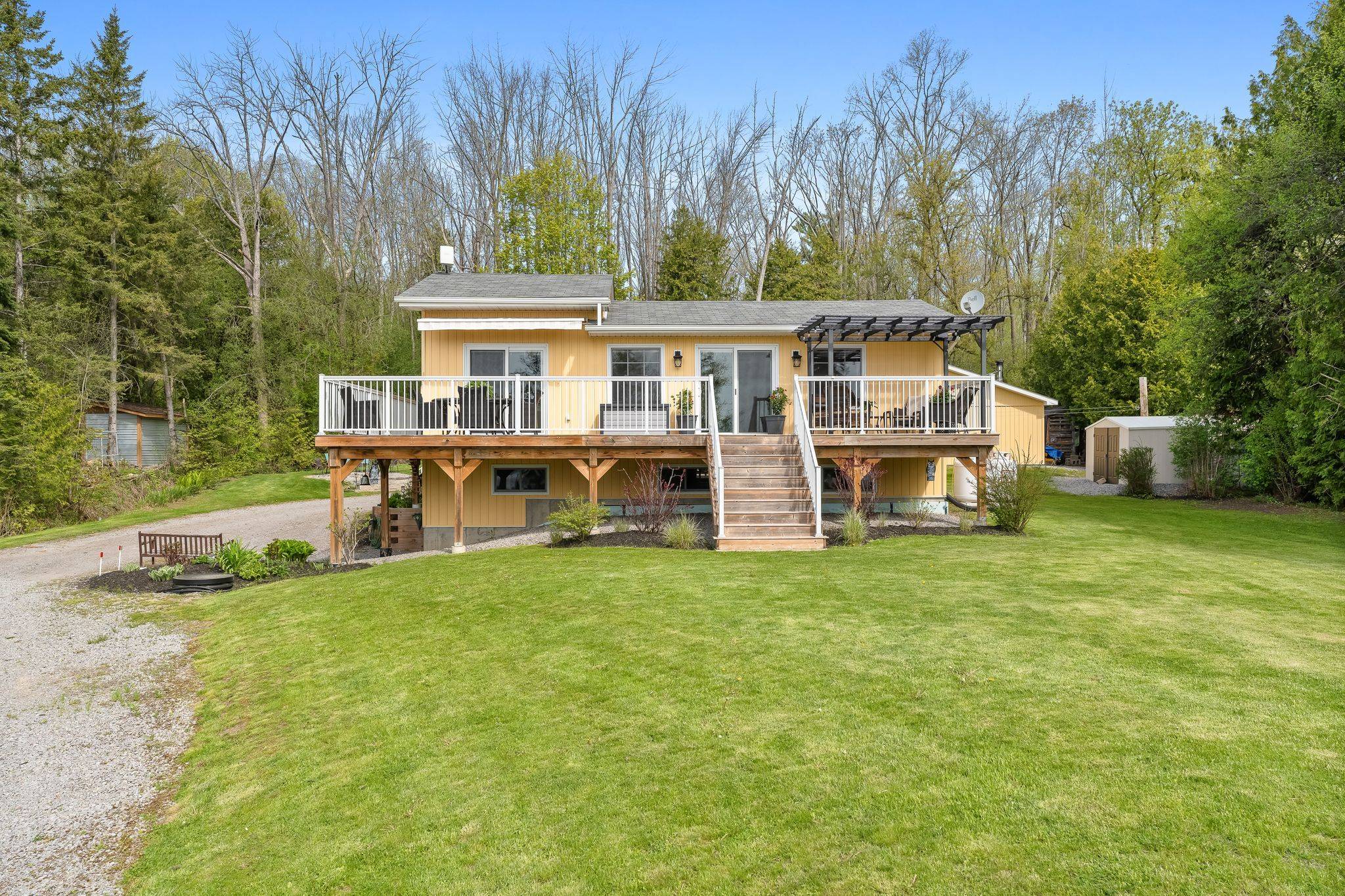 Otonabee-south Monaghan, ON K0L 1B0,686 North Shore DR E