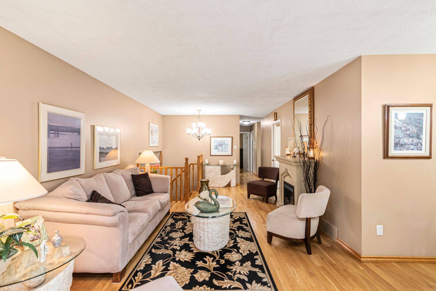 Hamilton, ON L8K 5X7,55 Hanover PL