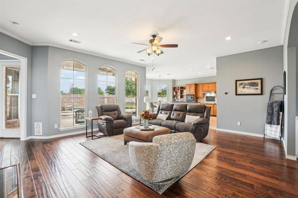Little Elm, TX 75068,1101 Shell Beach Drive