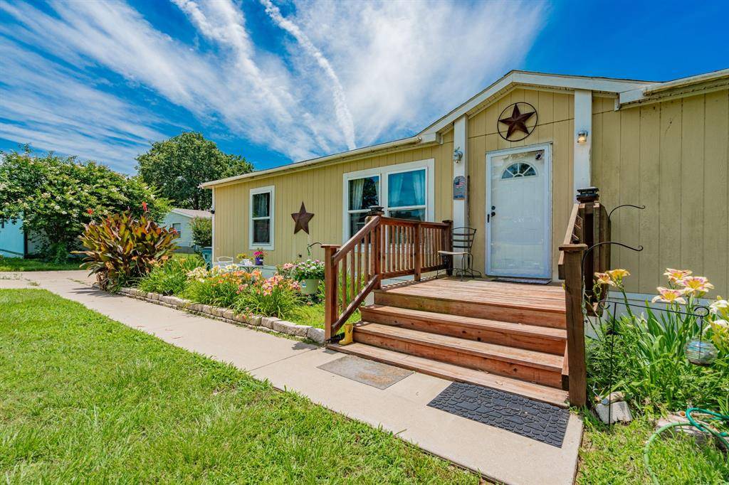 Kemp, TX 75143,10535 Northlake Circle