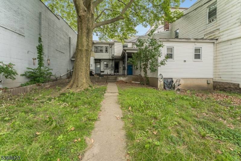 Phillipsburg Town, NJ 08865,441-443 S Main St