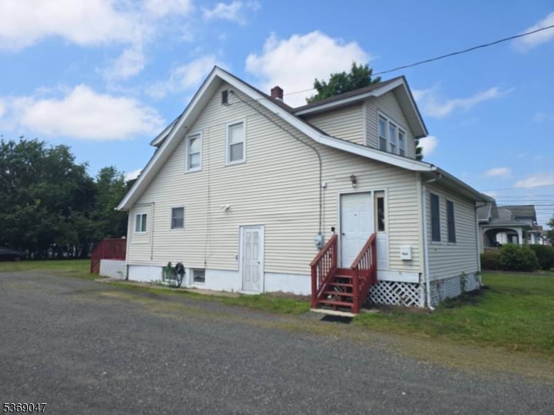 Middlesex Boro, NJ 08846,423 Union Ave