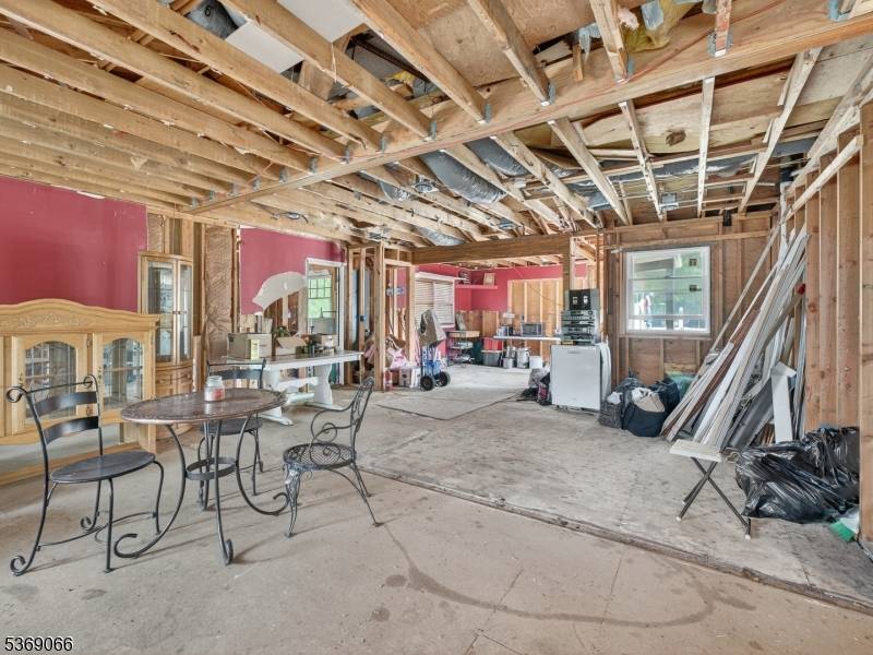 Brick Twp., NJ 08723,25 Boom Ln