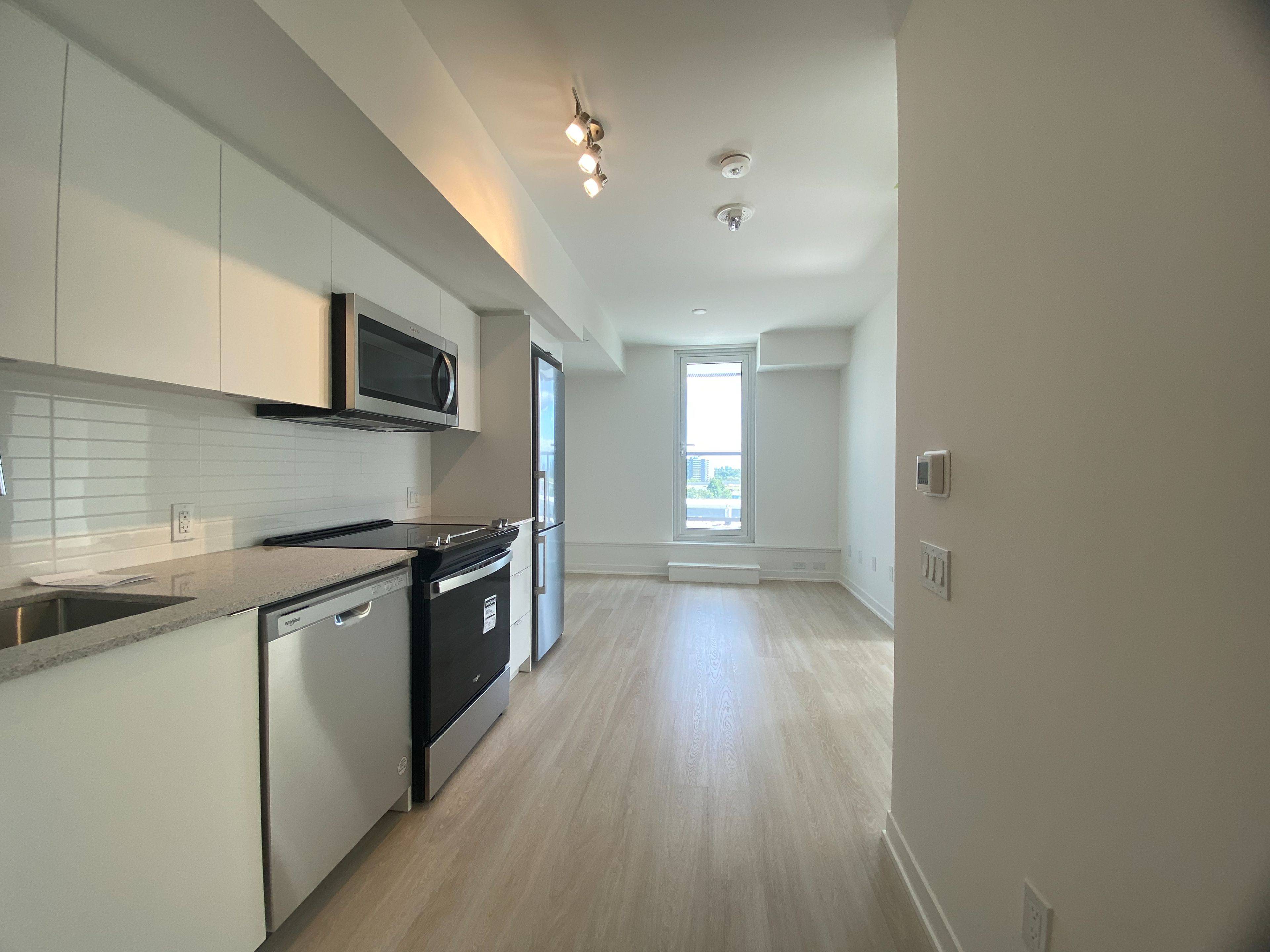 Toronto C06, ON M3H 5Y9,500 Wilson AVE #904
