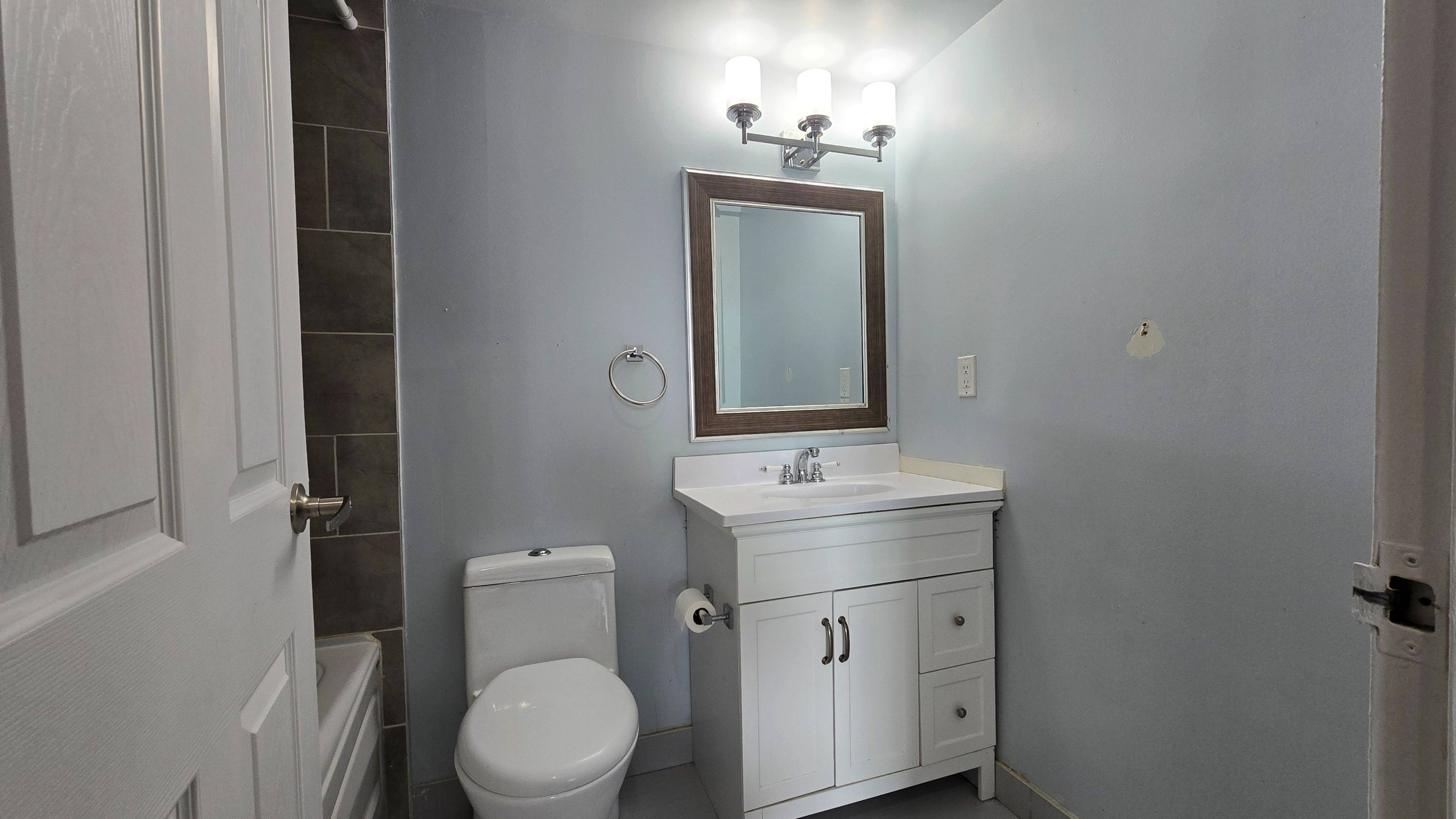 Toronto E11, ON M1B 2P4,100 Wingarden CT #1506