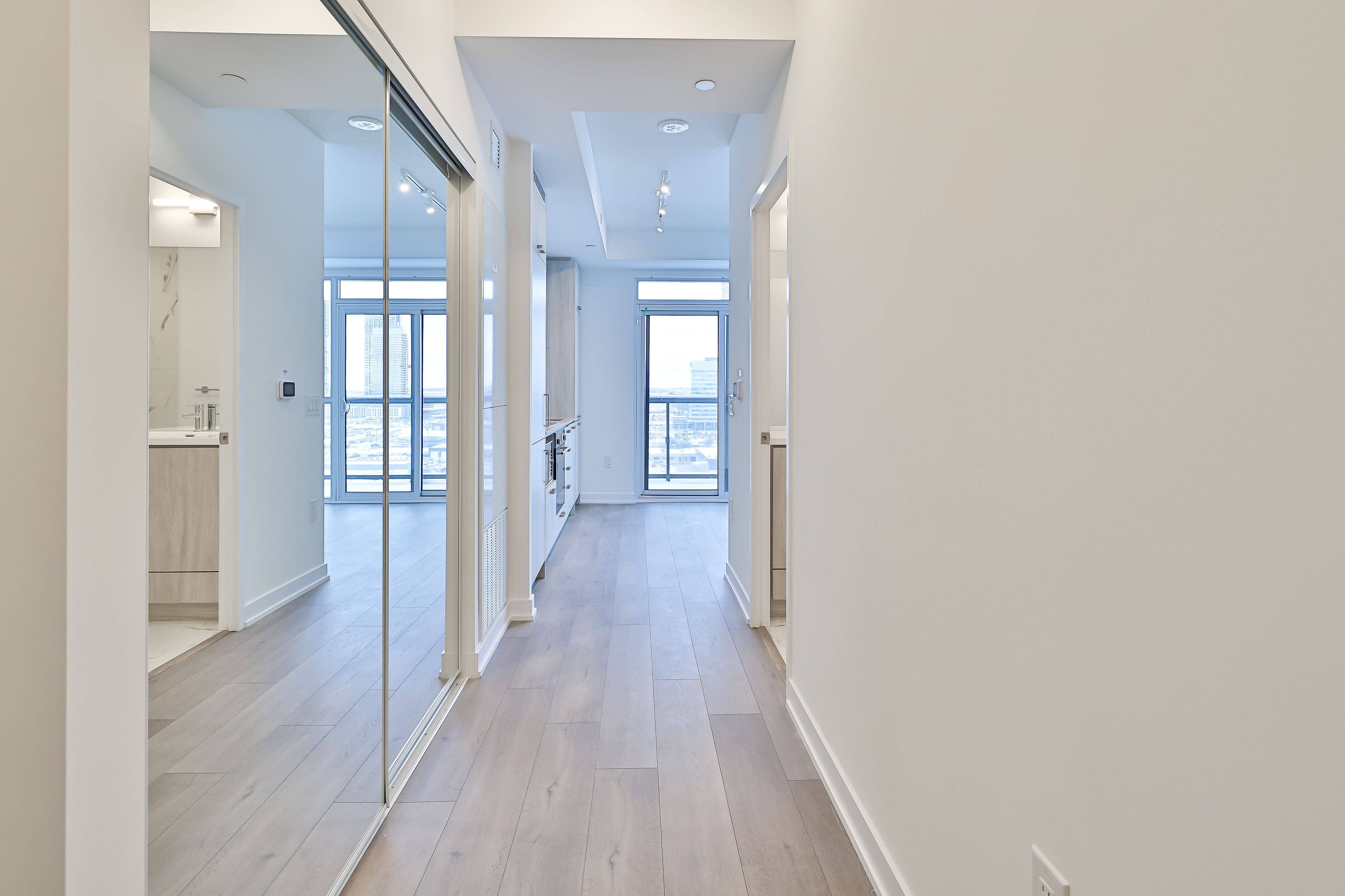 Vaughan, ON L4A 0M7,10 Honeycrisp CRES #1617