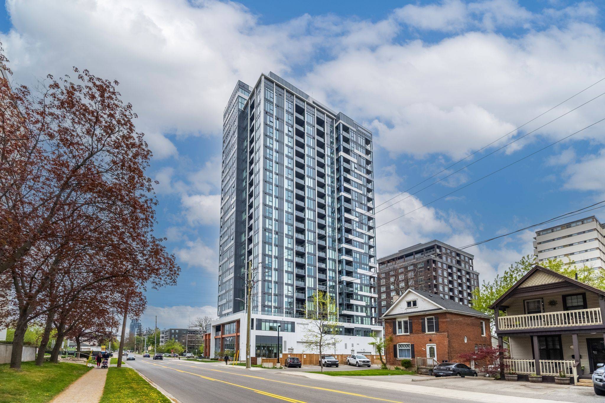 Burlington, ON L7S 0A5,500 Brock AVE #701