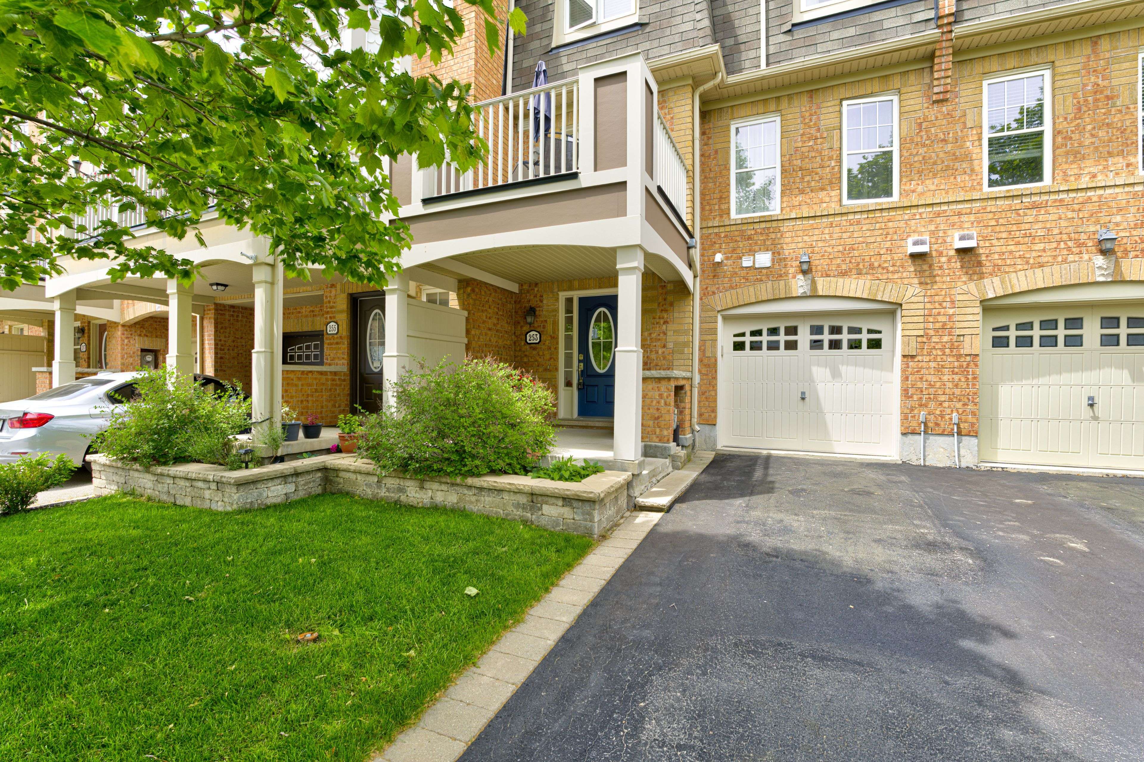 Milton, ON L9T 7B7,253 Wetenhall LNDG