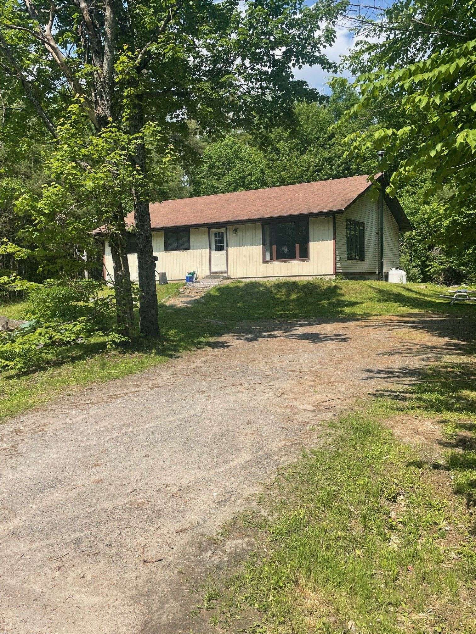 Bracebridge, ON P1L 1X1,1044 Ashley LN