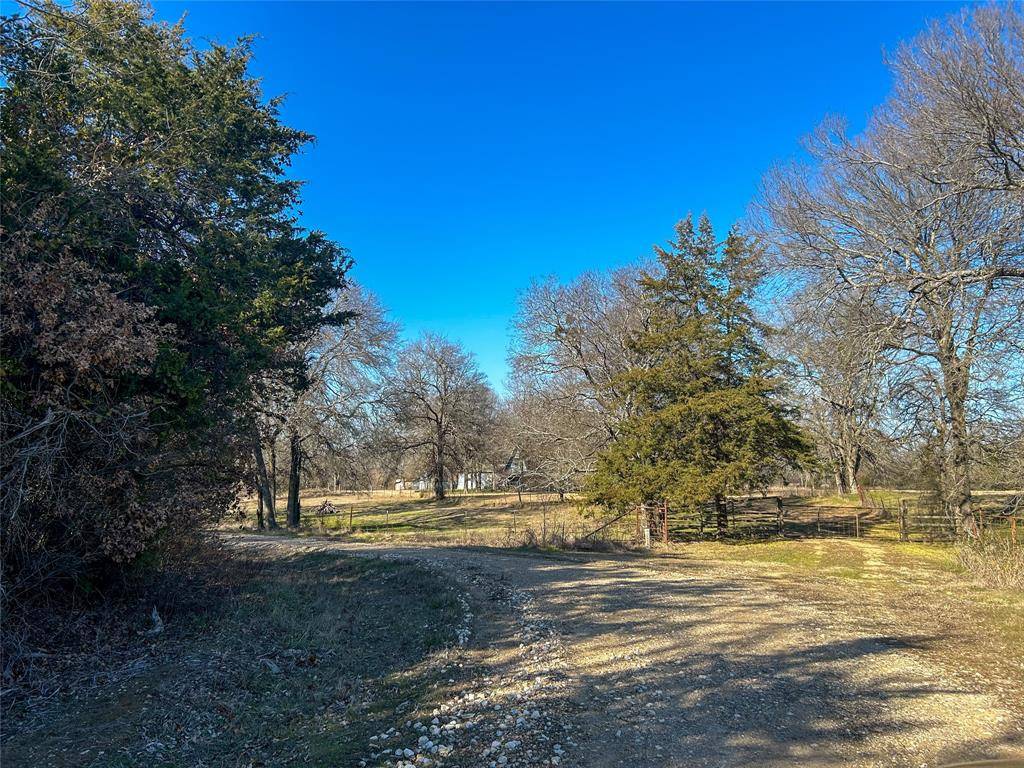 Honey Grove, TX 75446,702 County Road 2715