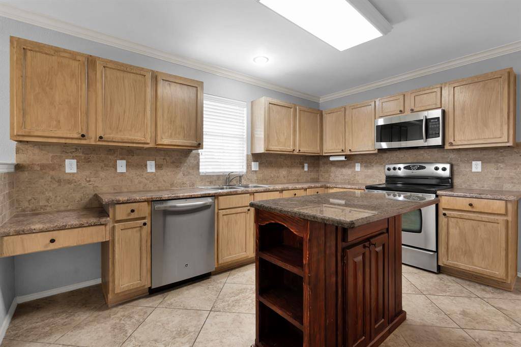 Denton, TX 76210,8209 Winding Stream Lane