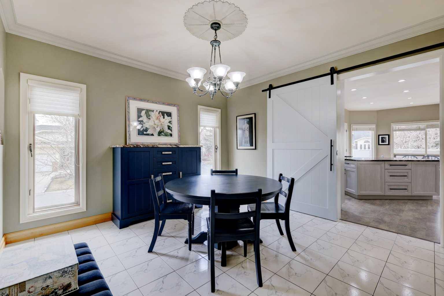 Calgary, AB T3K3N4,220 Santana Bay NW
