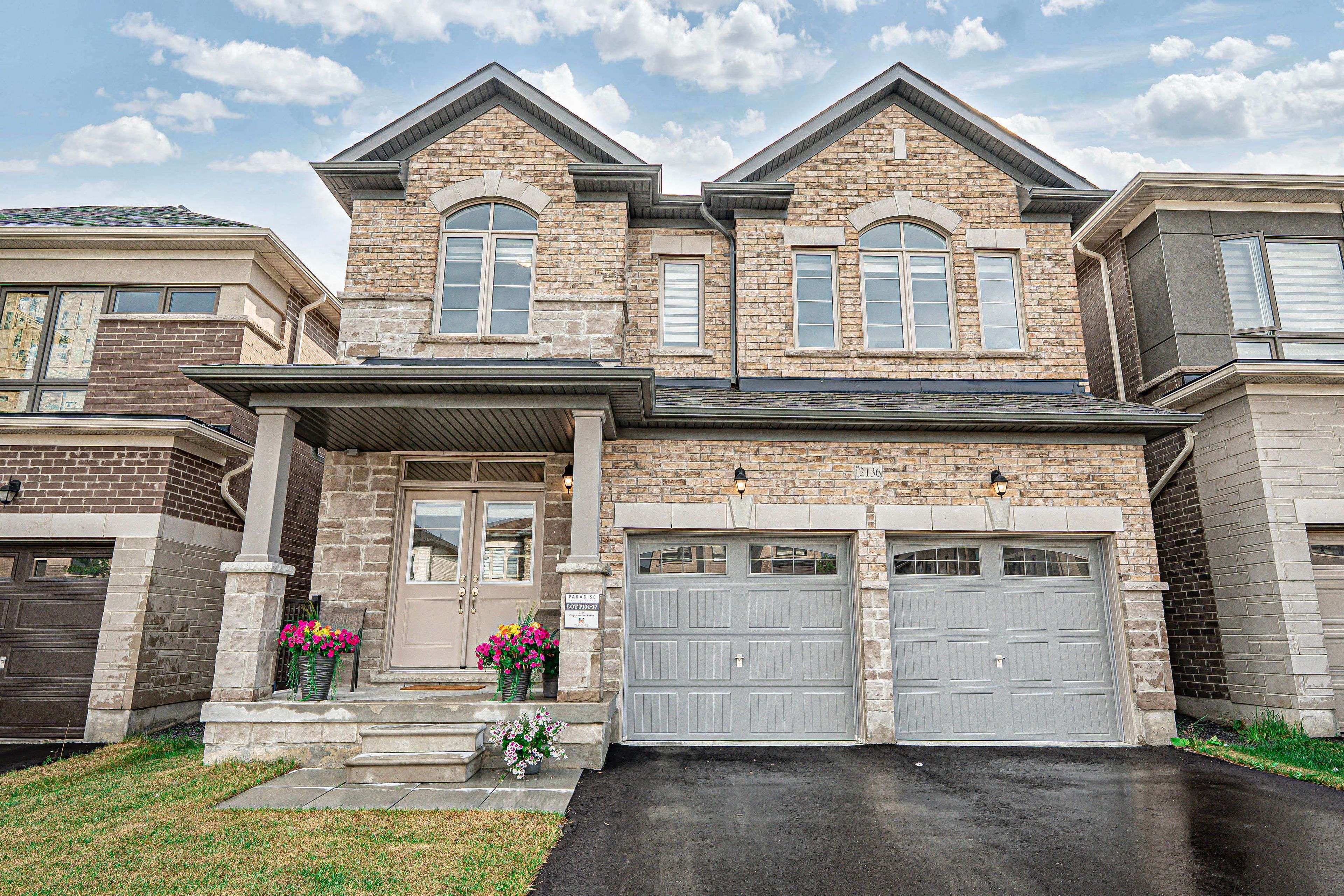Oshawa, ON L1L 0T1,2136 Coppermine ST