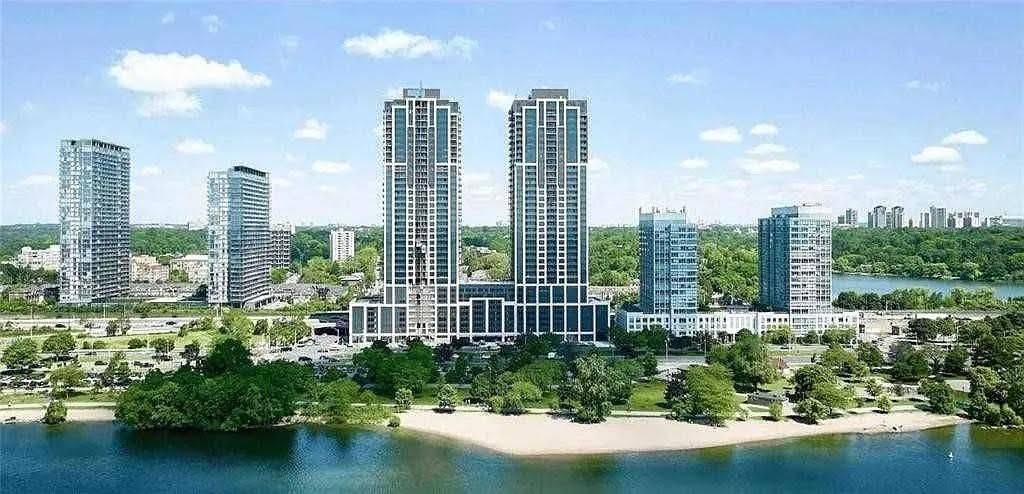 Toronto W01, ON M6S 0B1,1928 Lakeshore BLVD #3805