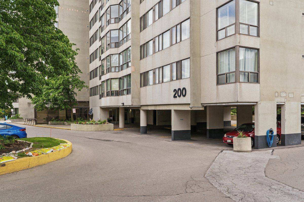 Mississauga, ON L4Z 1S3,200 Robert Speck Pkwy #1203